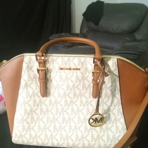 Mk purse